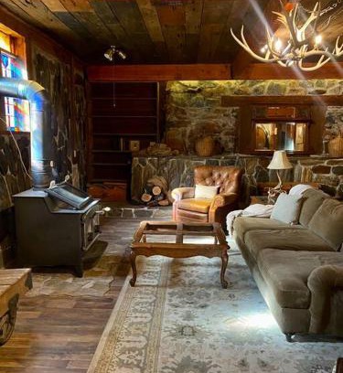 Sutter Creek Apartamento | Vintage 1857~Stone & Beam Cellar