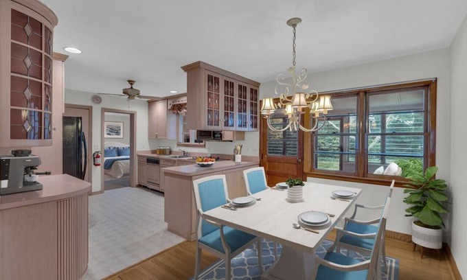 Avon Casa | Vintage Beach House in Bay Head