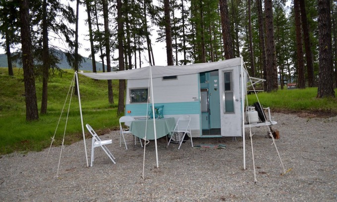 Thompson Falls Casa | Vintage Camper Rental Perfect for Glamping in Montana