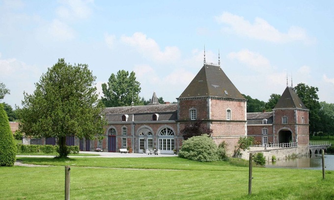 Havelange Otro | Vintage Castle near Forest in Havelange