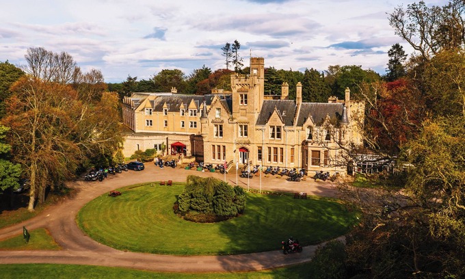 Nairn Hotel | Vintage Comfort Near Nairn Beach, Golf & Highland Heritage