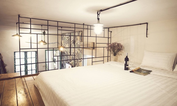 French Quarter Apartamento | Vintage Decor Apartment Hanoi Old Town