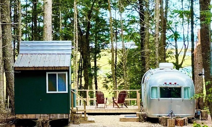 Mariaville Cabina | Vintage Downeast Airstream near Acadia with Fabulous View