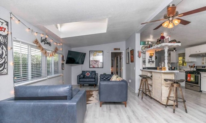 Rio Linda Casa | Vintage Eclectic Home Near Sacramento Airport!