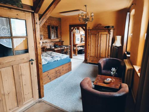 Bad Klosterlausnitz Apartamento | Vintage Ferienwohnung Viktoria