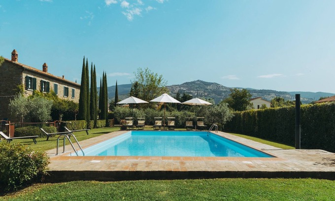 Camucia Otro | Casa antigua en Cortona