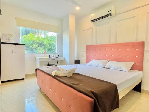 Indira Nagar Casa | Vintage-Inspired with Picture-Perfect Charm- TFFSTAYS