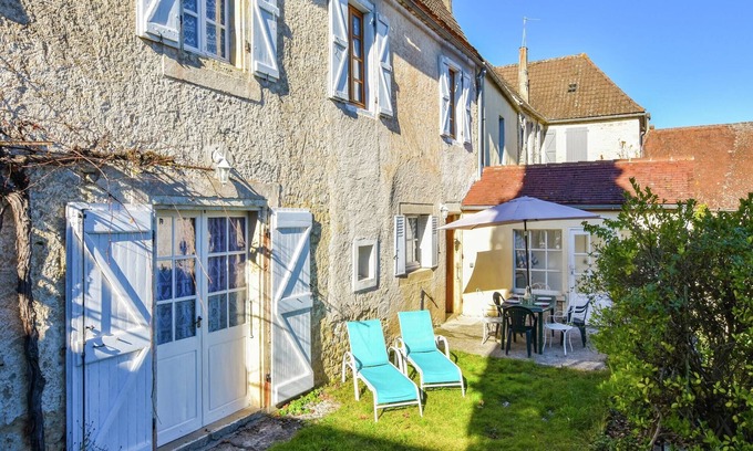 Montfaucon Casa | Retiro vintage en Montfaucon
