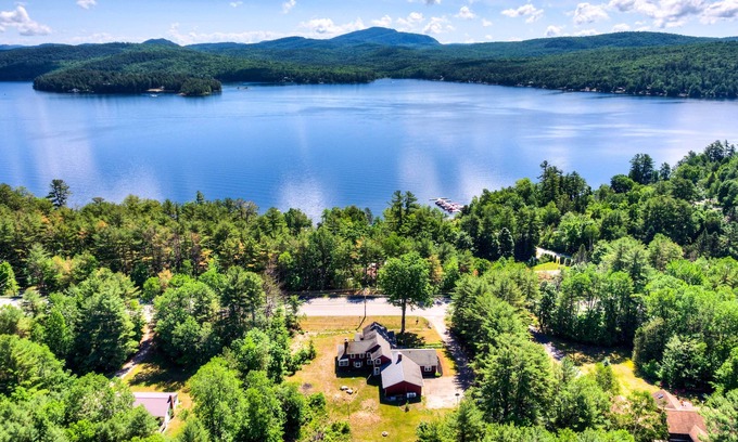 Skylark Beach Casa | Vintage Schroon Lake Farmhouse w/ Private Beach!