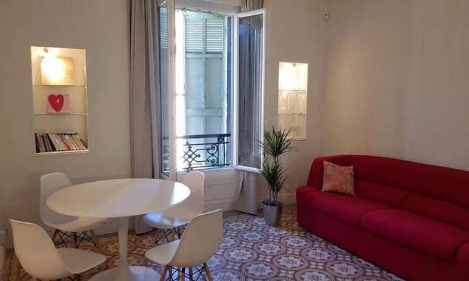 Opera Apartamento | Vintage Vieux-Port Apartment