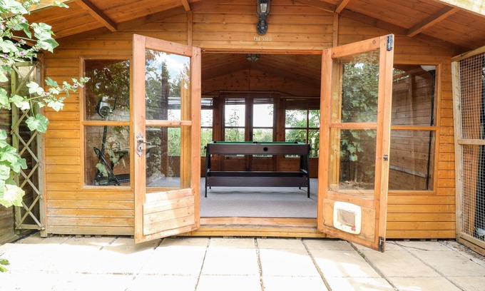 Freethorpe Cabaña | Vintner's Cottage