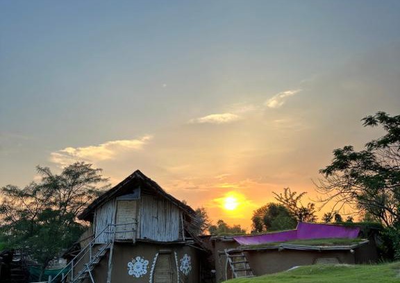 Jaipur District Casa | Vinyasa Earth