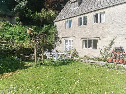 Stroud Casa | Violet Cottage