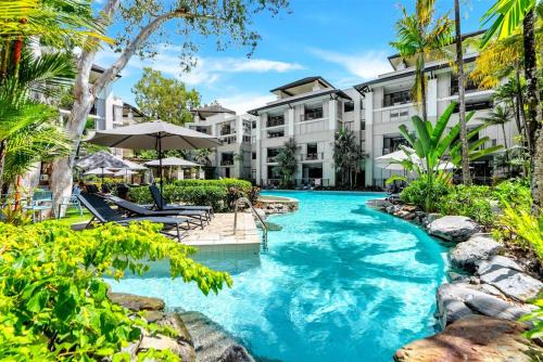 Palm Cove Apartamento | Violet Drift - Beachside Escape in Sea Temple Resort