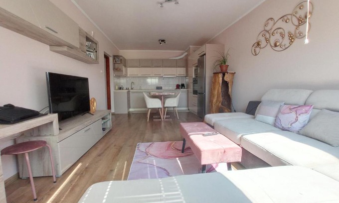Nyiregyhaza Apartamento | Violet Superior