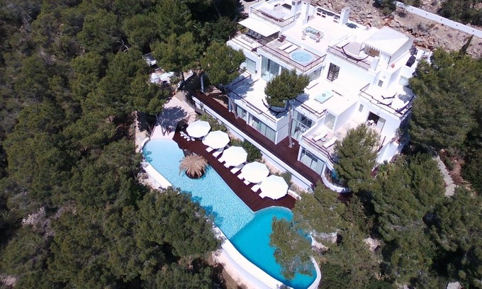 Sant Josep de sa Talaia Villa | VIP Resort-Style Mansion Fully staffed 3 Butlers, Personal Chef, 32m/106ft Pool