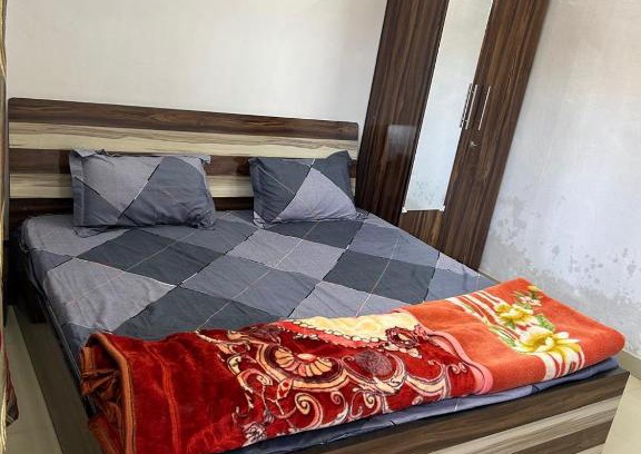 Faizabad Apartamento | Viraj Cottage 2 bhk AC Free WiFi & Parking Near Ram Mandir