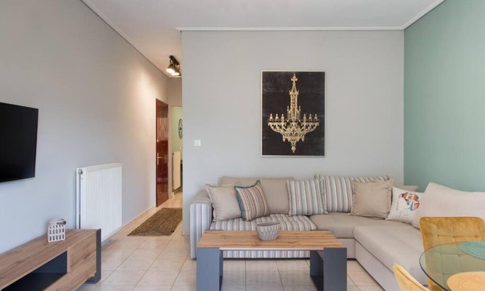 Volos City Centre Apartamento | Virginia's Luxury Suite 4