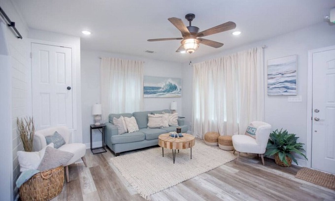 Long Beach Casa | Visit Captain's Cove
