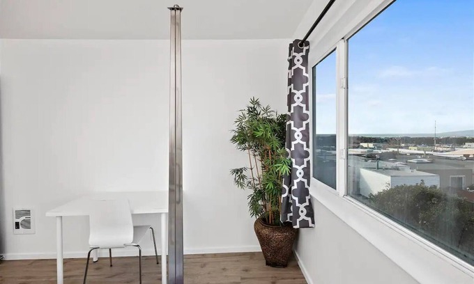 Daly City Apartamento | Vista Apartments