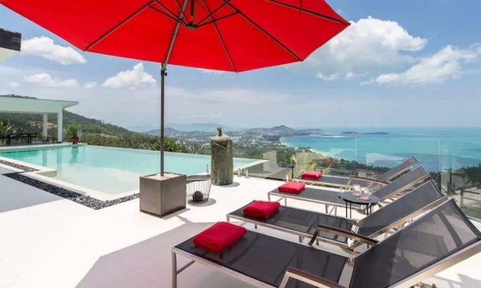 Chaweng City Center Villa | Vista Azul 5BR Vistas Panorámicas al Mar Chaweng