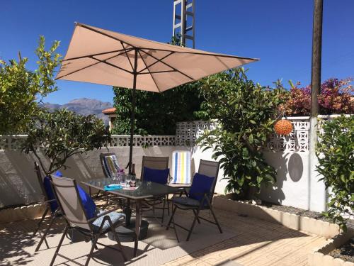 El Albir Apartamento | Vista Bahia II Apartments- top floor with balcony views & ground floor with garden and BBQ