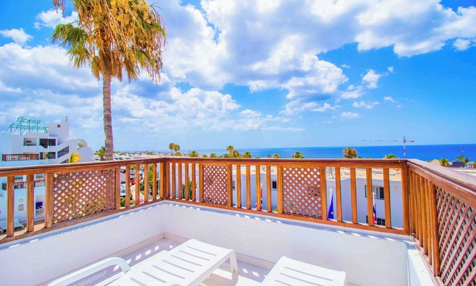 Puerto del Carmen Apartamento | Vista Mar