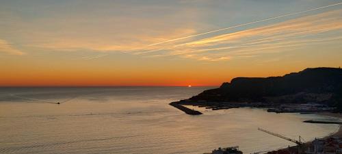Santiago Apartamento | Vista Mar-Sesimbra