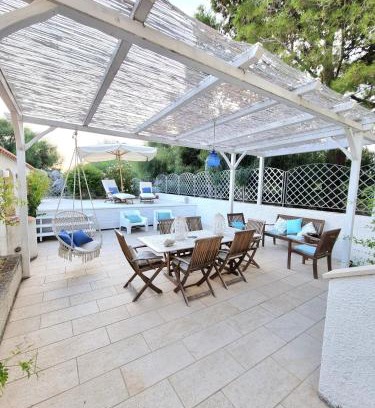 Falerna Casa | VISTA MARE Su tre piani con giardino