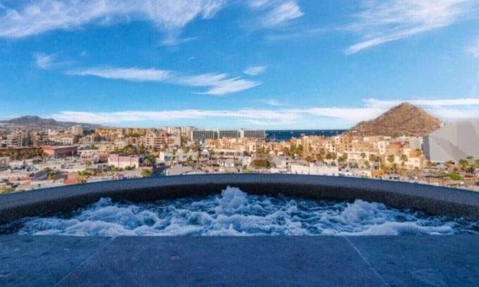 Centro Casa | Vista Pedregal great Marina Views and Location