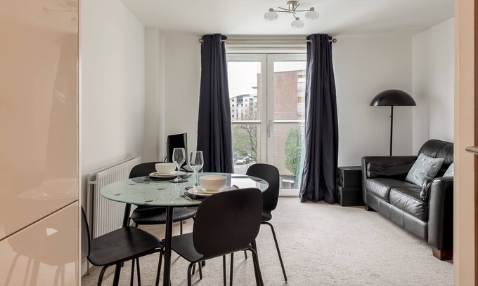 Poole Cabaña | Vista, Poole