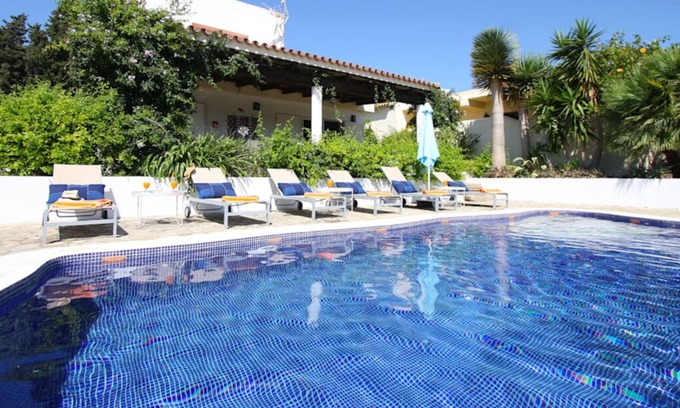 San Ambrosio Casa | Vista Vejer, casa de 3 dormitorios con piscina privada, con capacidad para 6 personas.
