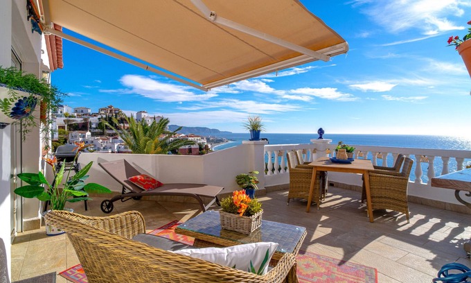 Urbanización Ladera del Mar Apartamento | Vistas del Mar by Casasol