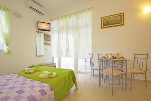 Novi Vinodolski Apartamento | Vito