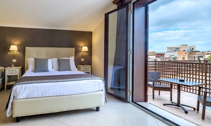 Sciacca Historic Centre Hotel | Vittorio Emanuele Boutique Hotel