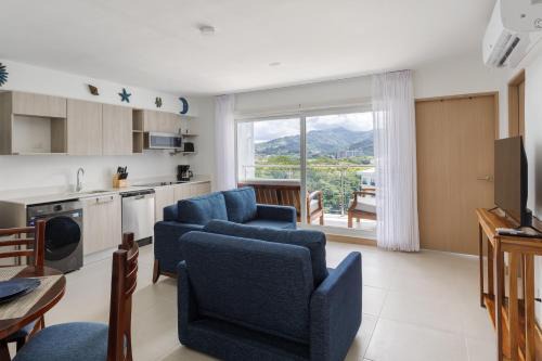 Barrio Santa Lucía Casa | Viva Jaco