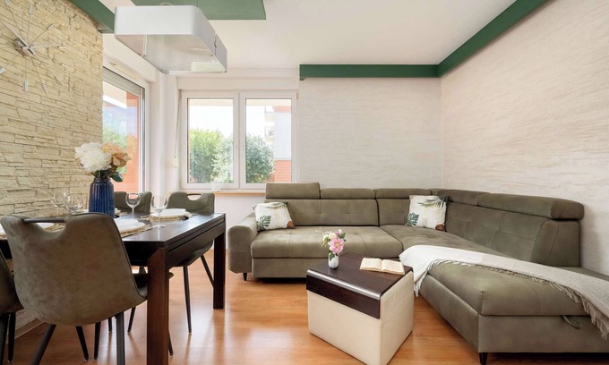 Krzyki Apartamento | Vivaldiego 6 | Wrocław | Spacious Apartment | AC&Balcony