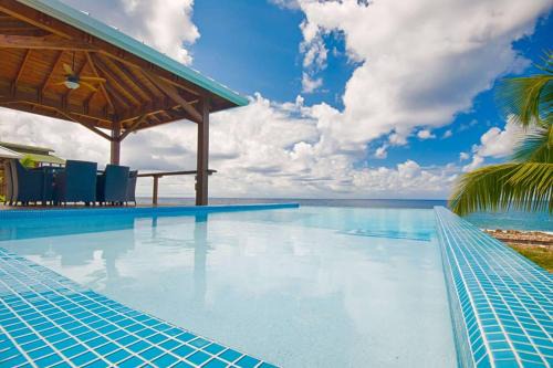 Antoneys Cay Villa | Vivaro Roatan North House