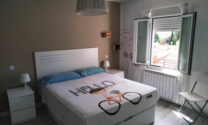 Burgos Apartamento | Vivienda de Uso Turístico Loló en Burgos, adaptamos mascotas, tranquilo y cómodo
