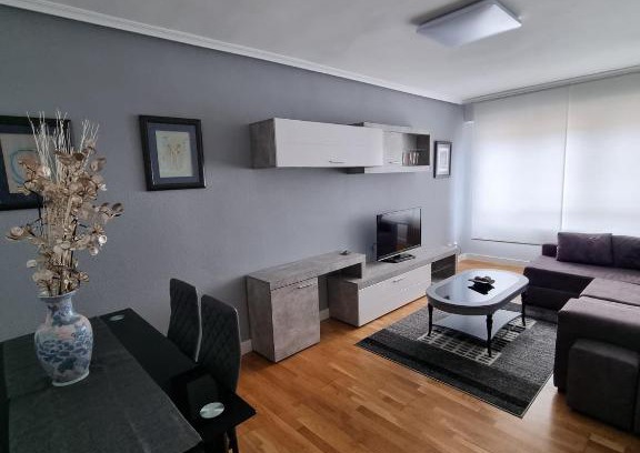 León Apartamento | Vivienda SILVIA RENFE