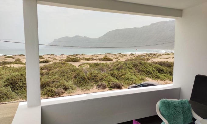 Caleta de Famara Casa | VolKKanrentals Beach View House