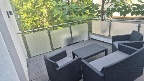 Weisenau Apartamento | Volkspark-3-Zimmer-Wohnung-4 Betten-Mainz