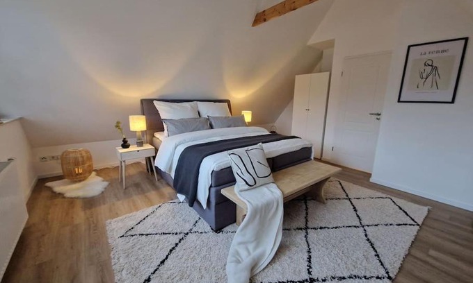 Edinghausen Apartamento | Voll ausgestattetes 2 Zimmer Apartment Sanssouci