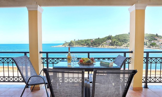 Kassiopi Apartamento | Vostalo apartments by Kassiopi's Sea