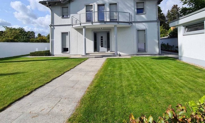 Fredersdorf Apartamento | Vrbo Property