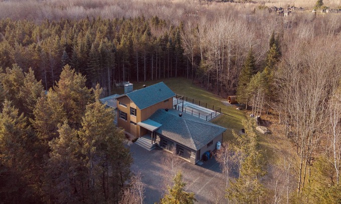 Bromont Casa | Vrbo Property
