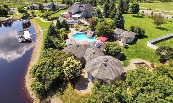Papineau Regional County Municipality Otro | Vrbo Property