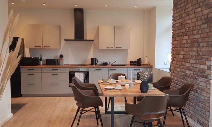 Appeldorn Apartamento | Vrbo Property