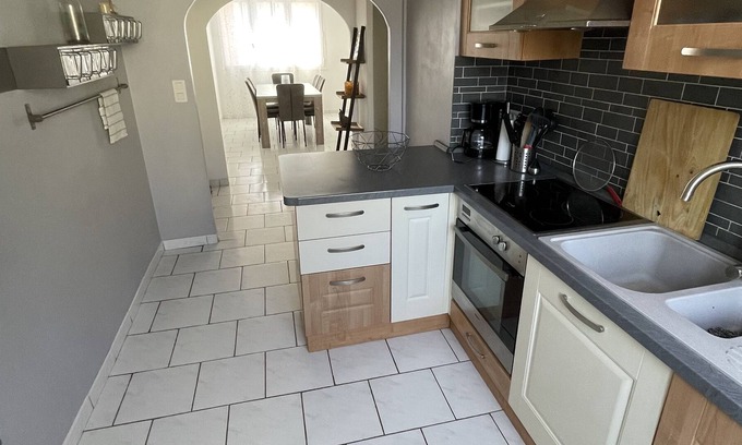 Montfavet Apartamento | Vrbo Property