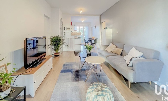 Celleneuve Apartamento | Vrbo Property